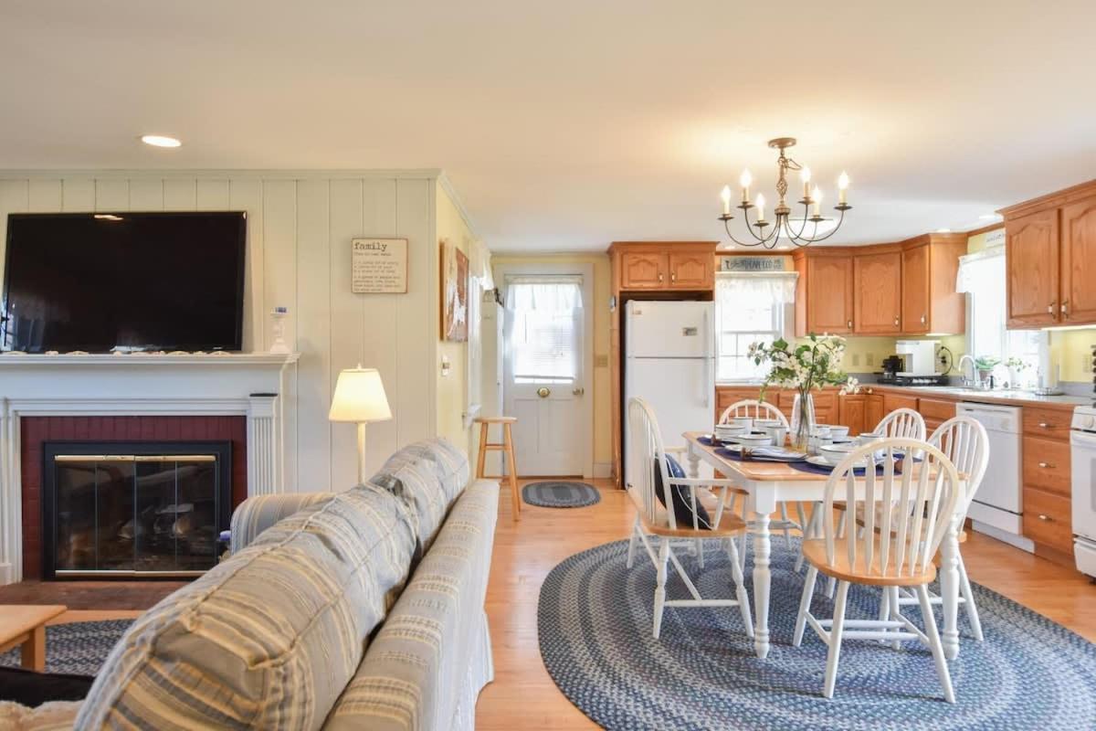 Walk 3 Mins To Private Assoc Beach Yarmouth Port 外观 照片